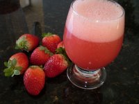 06 SUCO DE MORANGO - 500ml